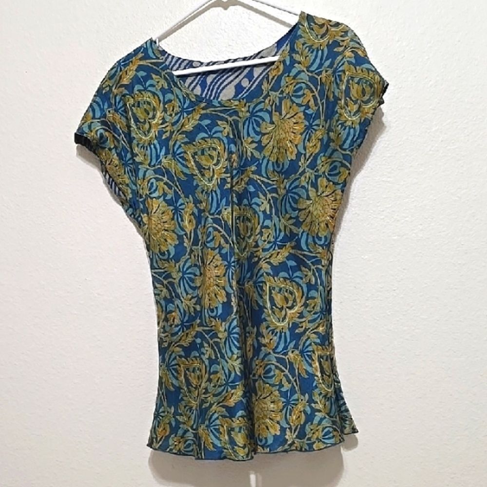 4 Oneness, Silk, Reversible‎ Floral Blue, and Gold Women's Top S